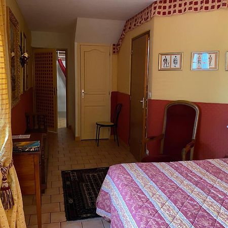Chambres Et Table D'Hotes Du Coquerel Saint-Simeon  Ngoại thất bức ảnh